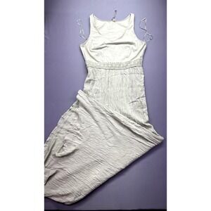 lauren conrad runway tulle dress Lauren Conrad Runway Midi Tulle Illusion Dress in Silver and Cream Size 4